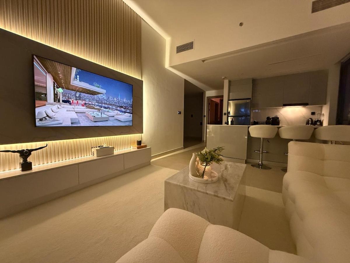 Elegant & Luxury 2Br Apartment Burj And Canal View Sabkhah Extérieur photo