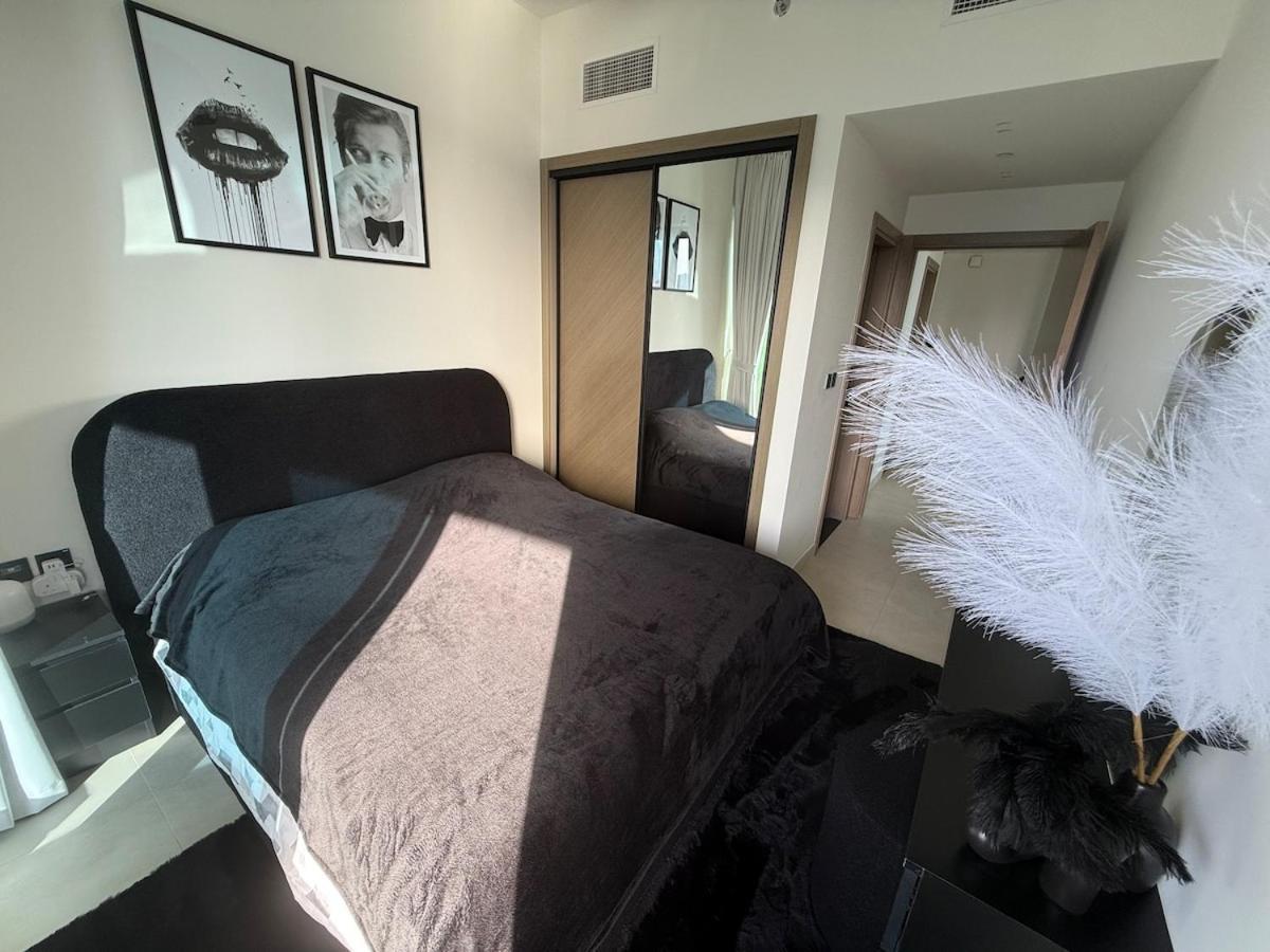 Elegant & Luxury 2Br Apartment Burj And Canal View Sabkhah Extérieur photo