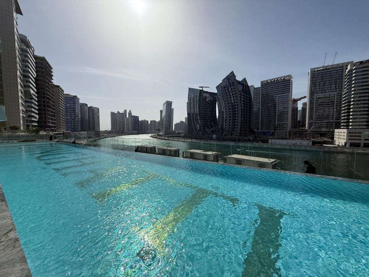 Elegant & Luxury 2Br Apartment Burj And Canal View Sabkhah Extérieur photo